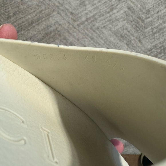 GUCCI Women's GG Print Platform Slide Sandals Off White size 10US/40EU - Picture 16 of 16